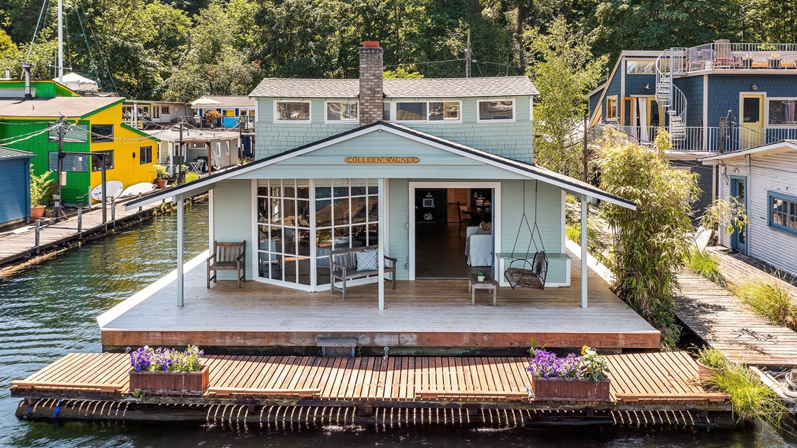 This Lake Union Houseboat Is Home To Seattle History Unreal Estate