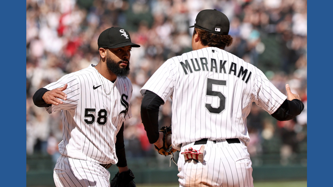 Grichuk homers in the 8th in White Sox 2-1 win over Mariners