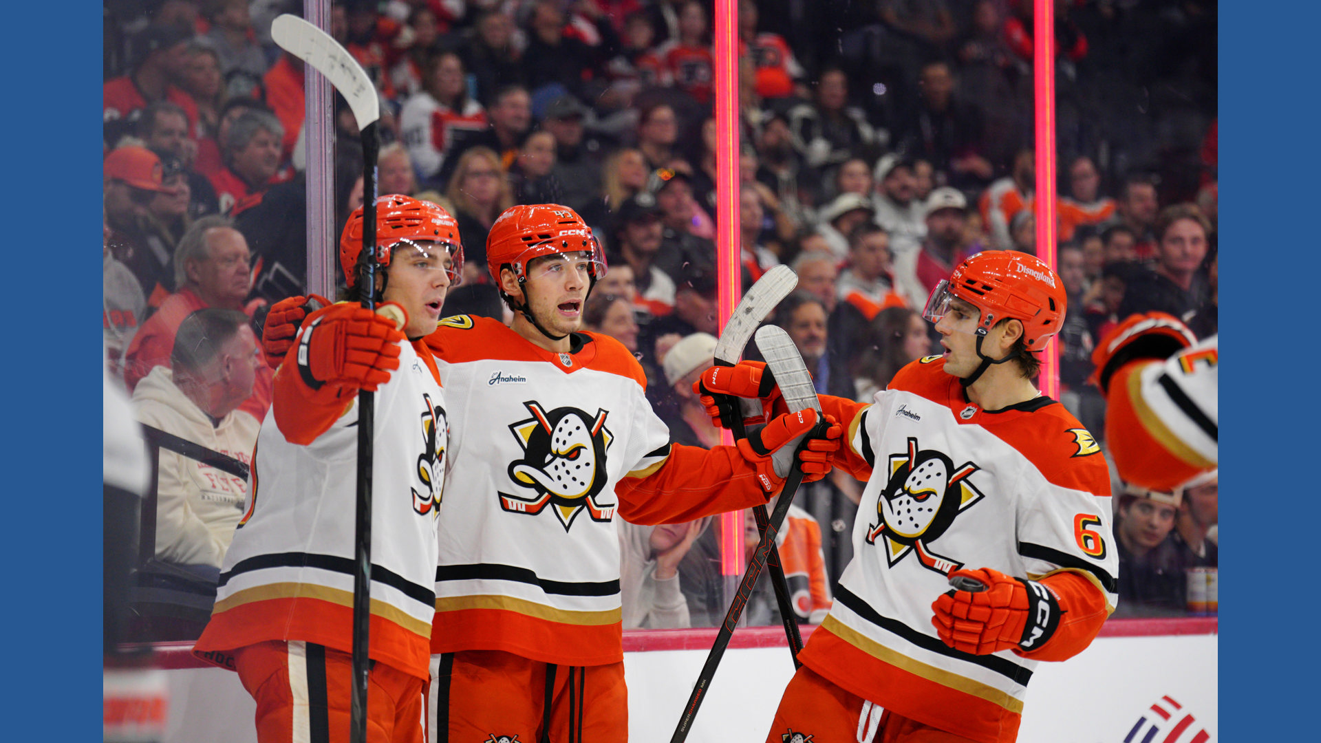 Leo Carlsson leads Ducks past Flyers 5-4 in comeback win | king5.com