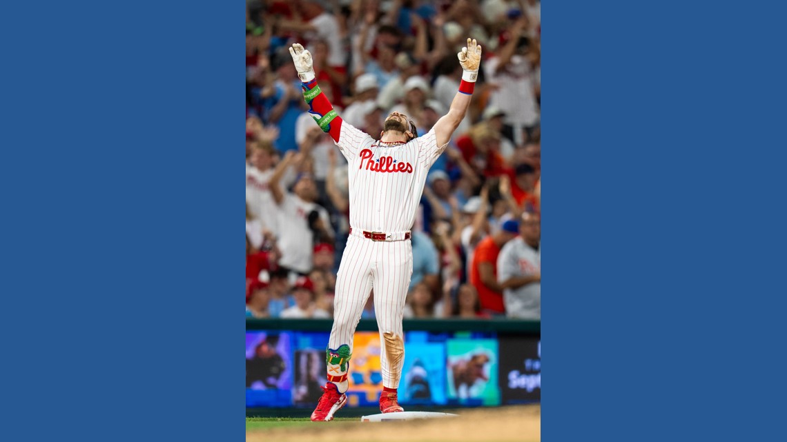 phillies-rout-mets-15-3-kyle-schwarber-belts-3-homers-bryce-harper