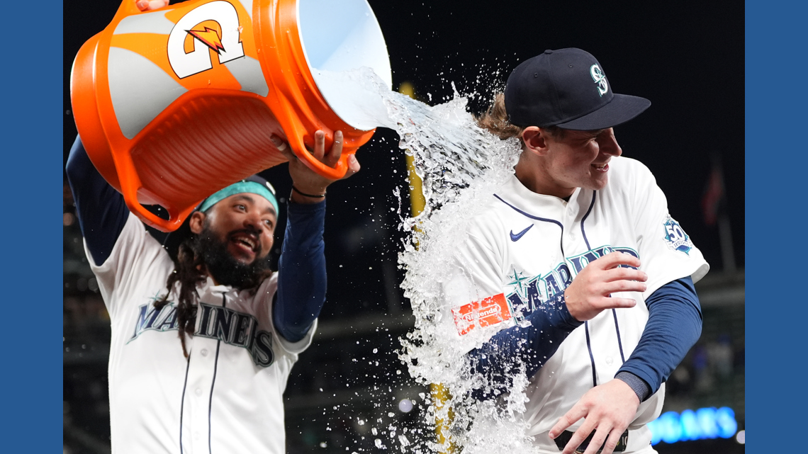 Colt Emerson homers for 1st career hit as Mariners beat White Sox 6-1 behind Woo