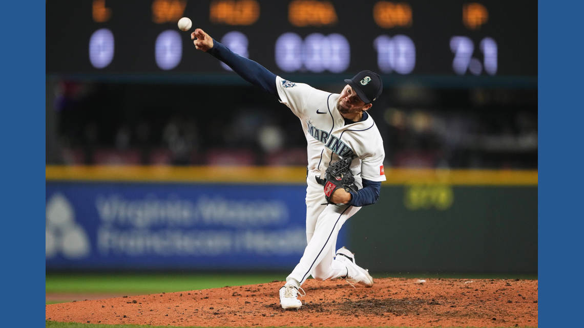 Mariners' Crawford open to moving from shortstop to 3rd base. Brash returns to bullpen