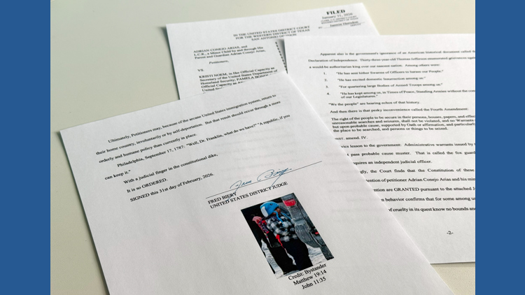 Judge orders 5-year-old Liam Conejo Ramos and his dad released from ICE detention