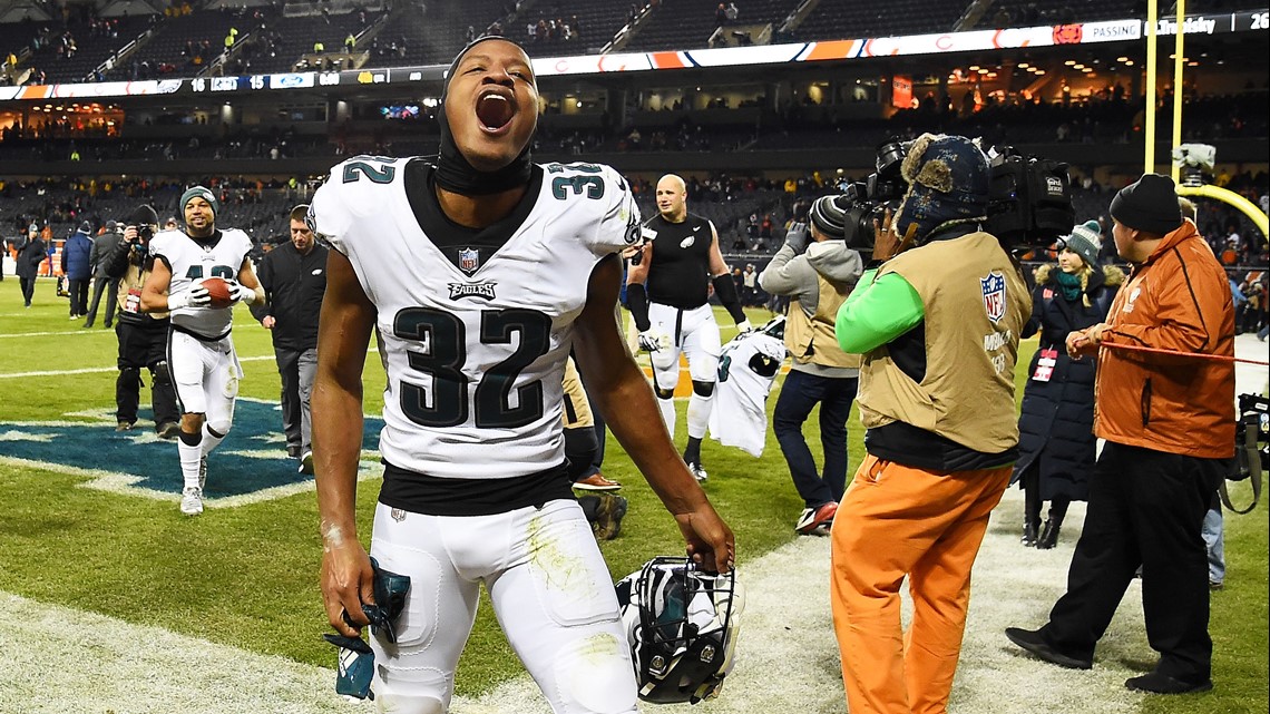 NFL wildcard round: Philadelphia Eagles 16-15 Chicago Bears – as