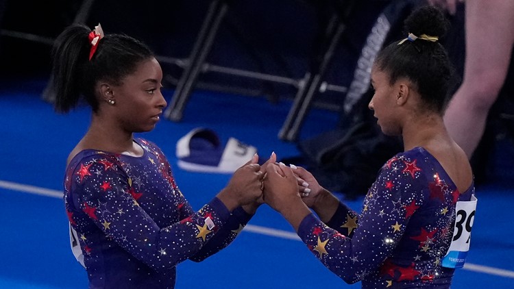 Why Do Us Gymnasts Wear Different Color Leotards King5 Com
