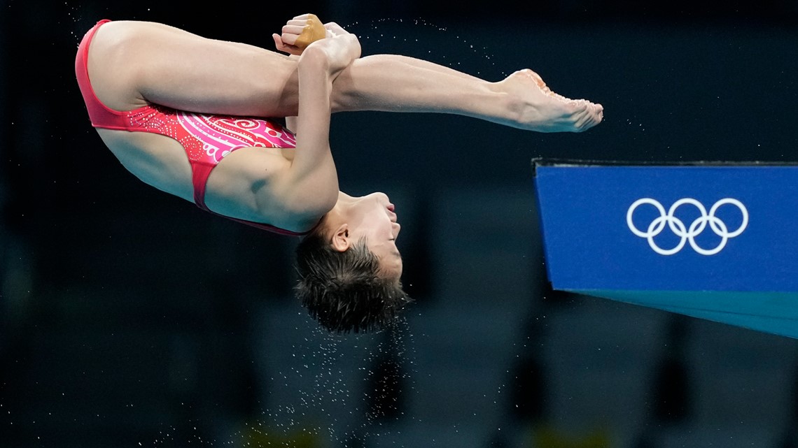 Perfect 10s China's Quan dominates for Olympic diving gold