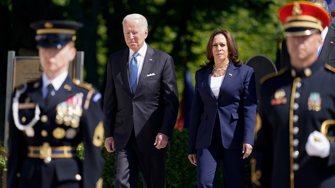 Biden celebra il Memorial Day all’Harris Arlington National Cemetery