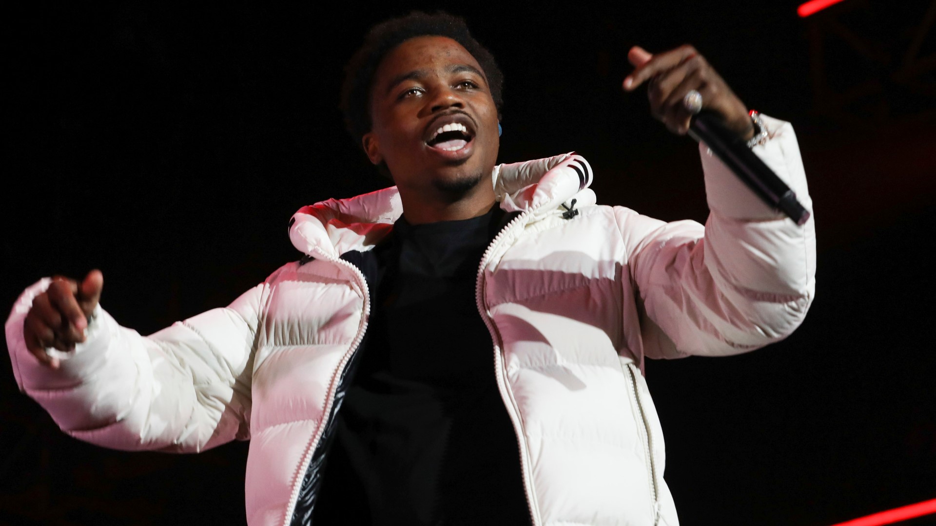 Rapper Roddy Ricch has Apple Music's top album, song of 2020 | king5.com