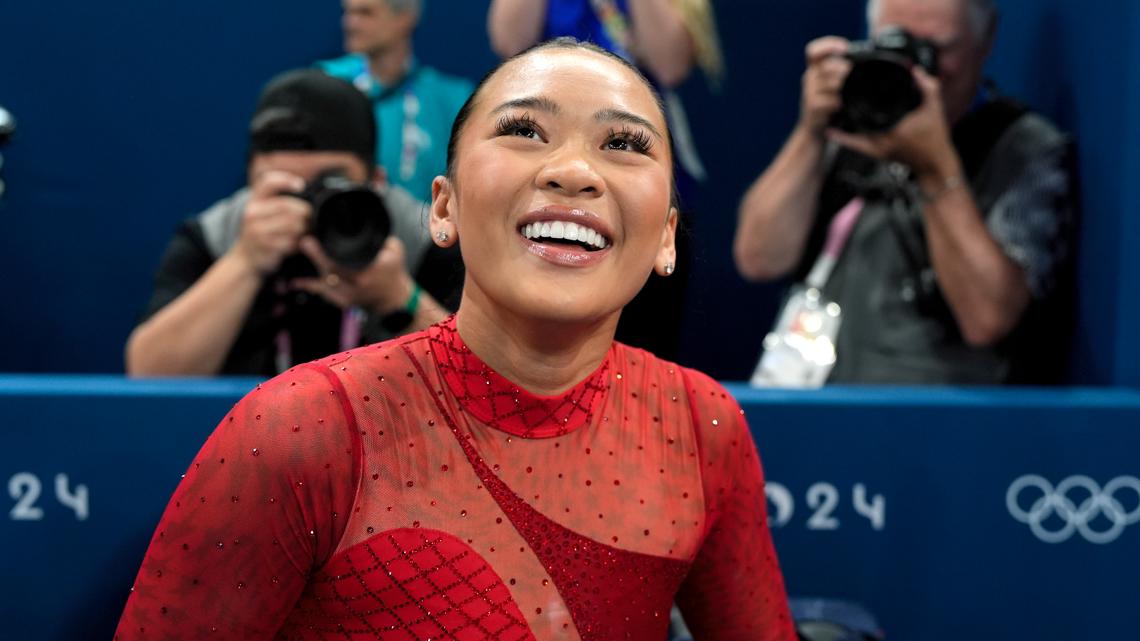 Suni Lee's uneven bars performance earns her another Olympic medal