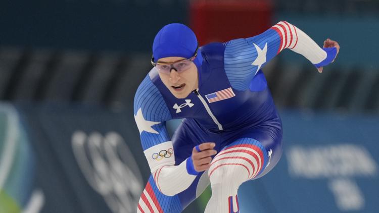 Jordan Stolz of the U.S. competes in the men's 1,000 meters speedskating race at the 2026 Winter Olympics. (AP Photo/Luca Bruno)