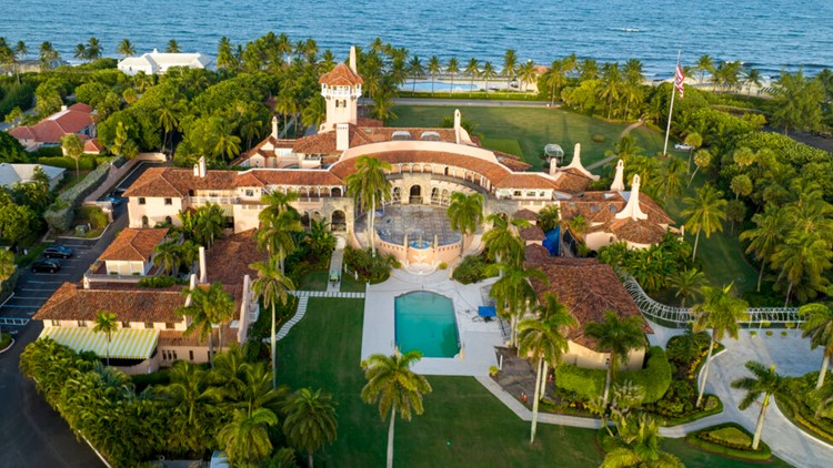 What led up to the FBI search of Mar-a-Lago