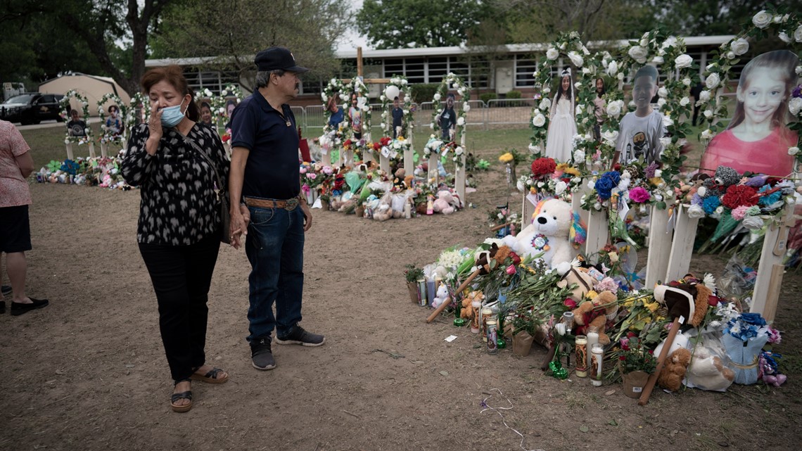 Texas school shooting probe: DOJ investigates police response - Vimarsana News