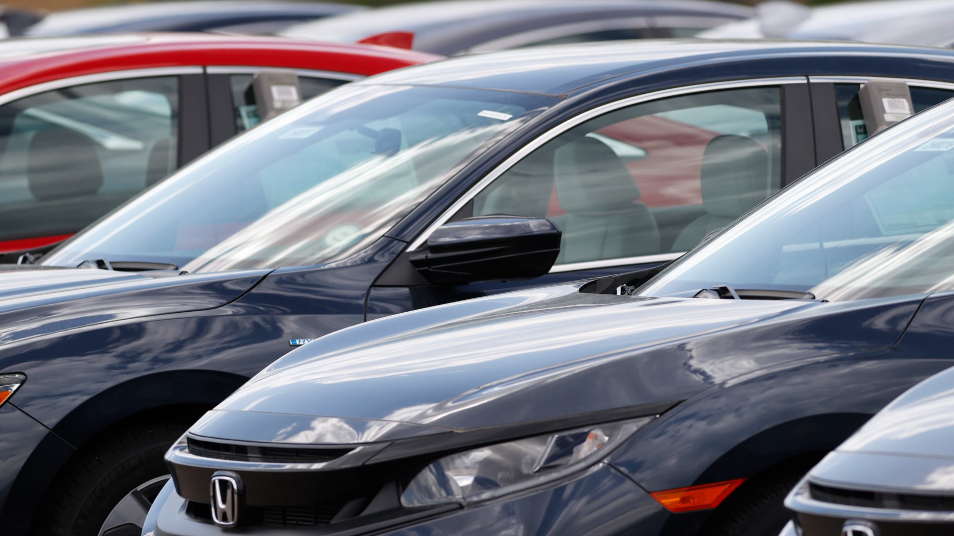 Honda recalls Accords, HRVs over missing piece in seat belt