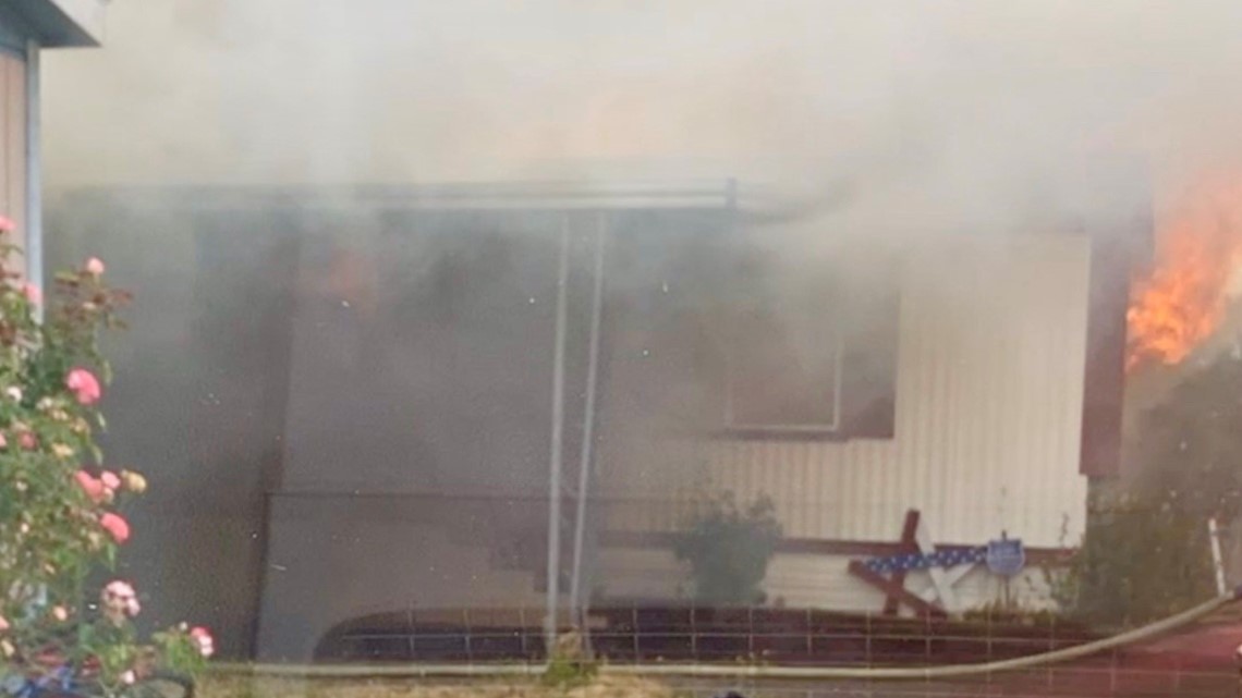 Girl escapes from burning mobile home in Longview - Vimarsana News