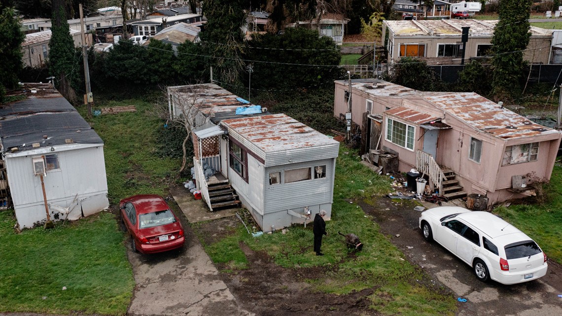 Vancouver woman lives in squalor; landlord won't make repairs - Vimarsana News
