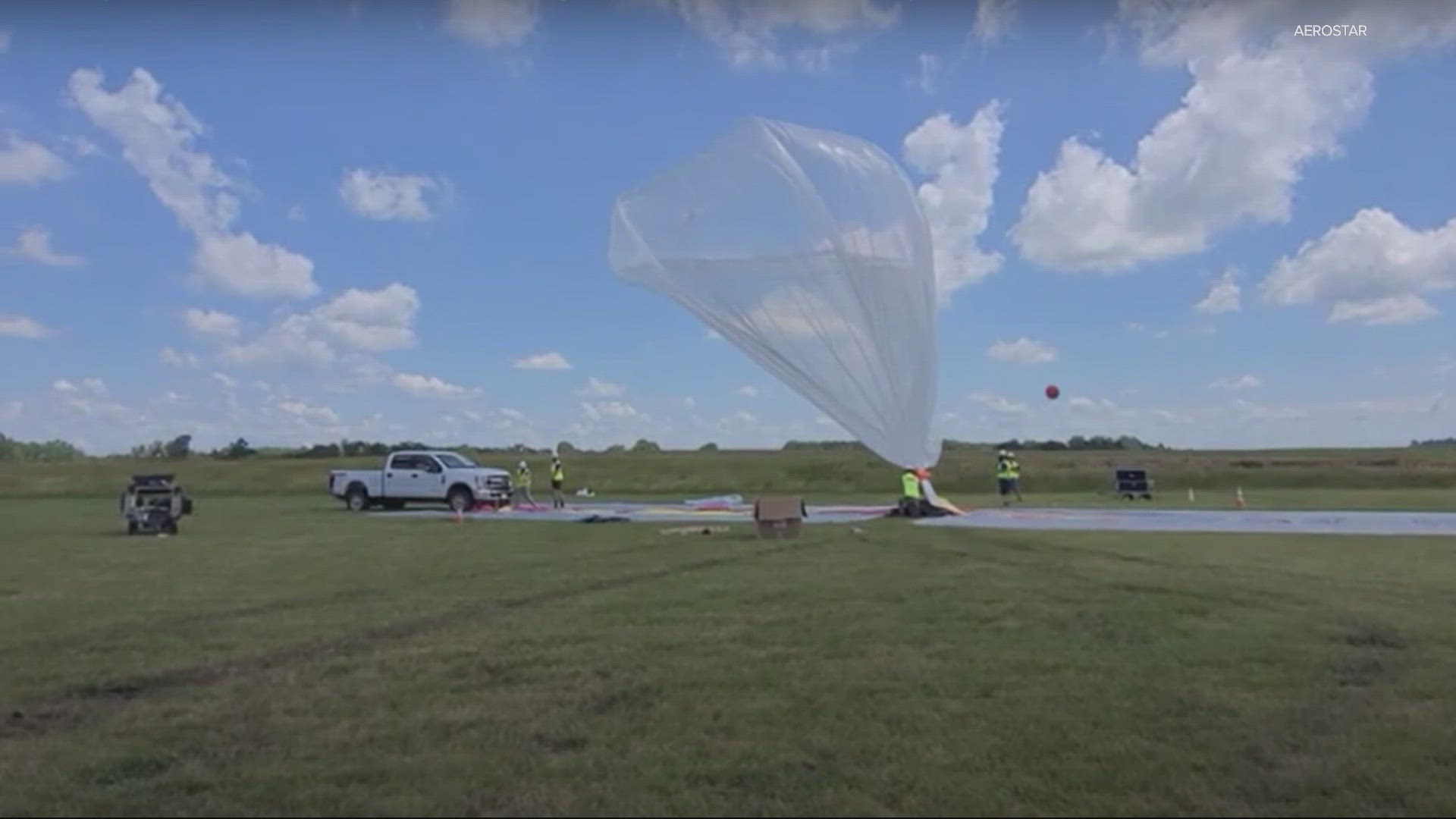 A wildfire monitoring balloon that recently launched from Baker City can receive real-time images of fires to help firefighters on the front lines.