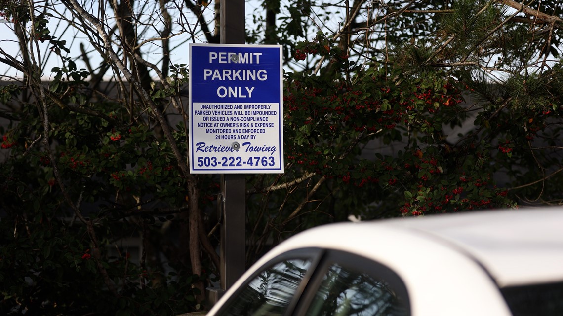 Gift delivery for Oregon family hindered by towing company - Vimarsana News