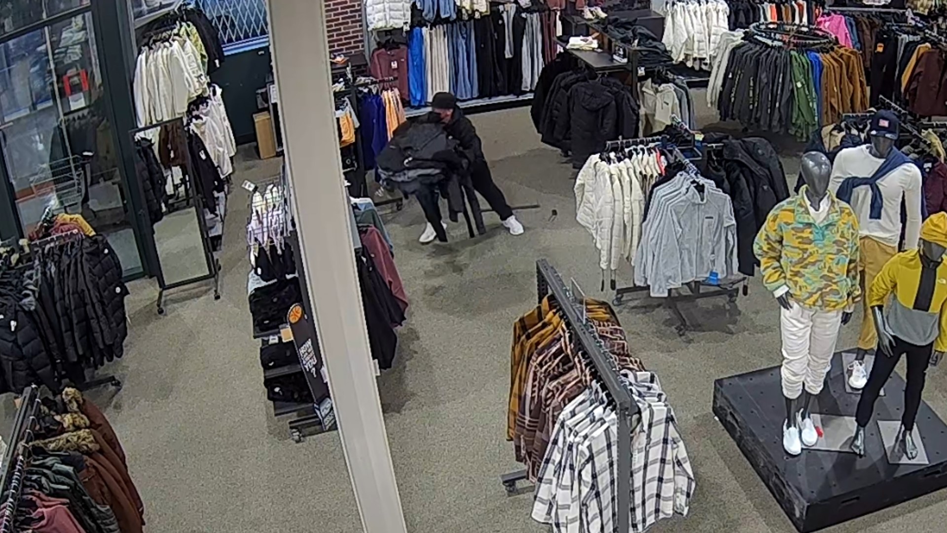Security cameras show Martin Castaway stealing merchandise from Dick's Sporting Goods on more than one occasion.