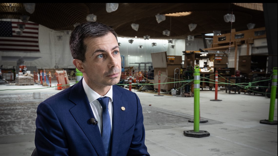 Boeing 'under a microscope' after Portland flight, Buttigieg says - Vimarsana News