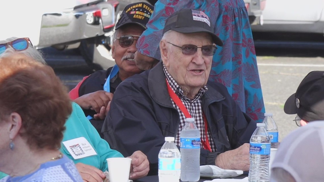 Heroes' Café offers veterans free meals, groceries, mental and emotional support - Vimarsana News