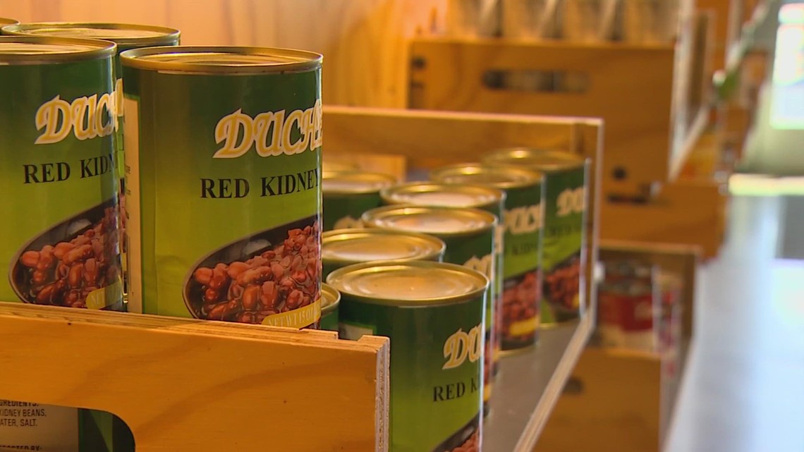 Washington leaders warn of impending food crisis as federal SNAP funding ends