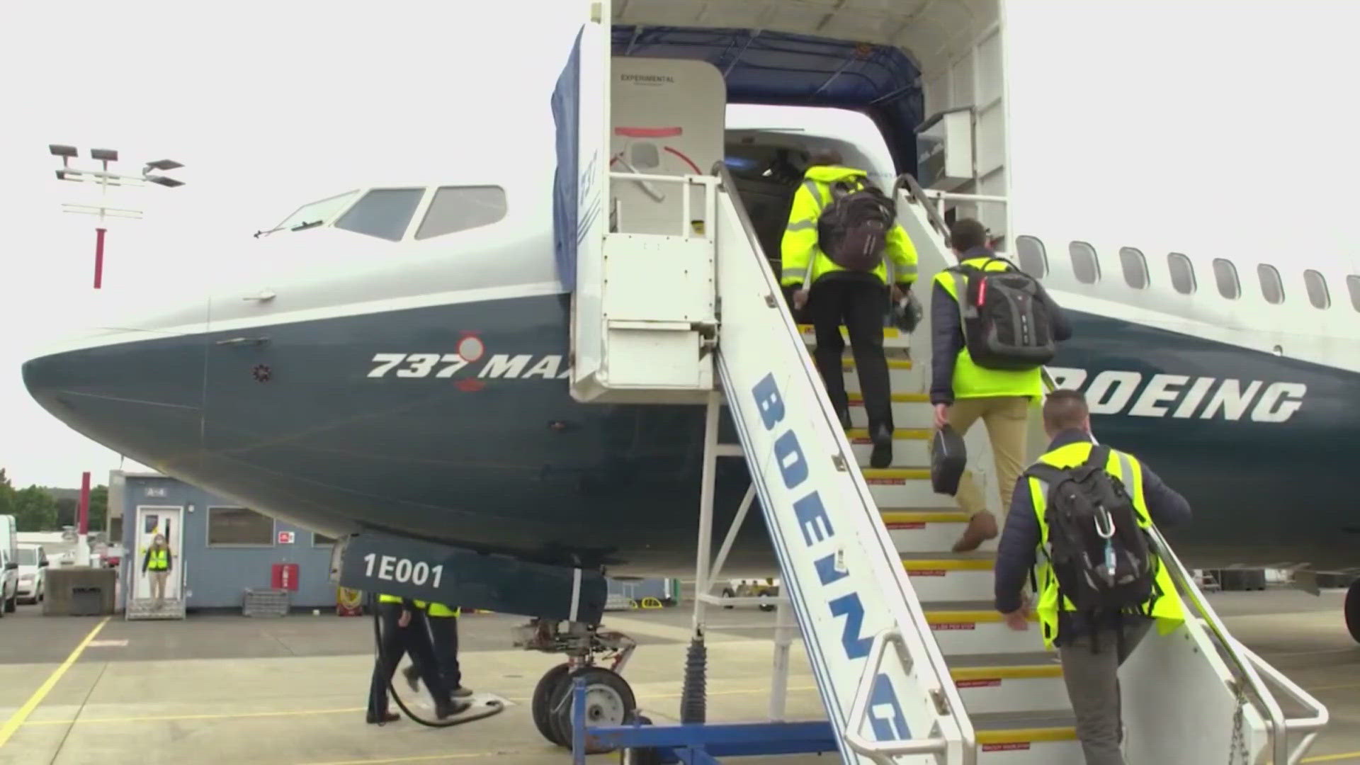 The NTSB found that when engines were damaged, smoke could enter the plane's cabin or cockpit.