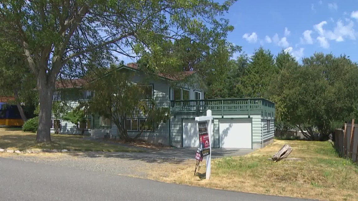 Home prices drop on Whidbey Island