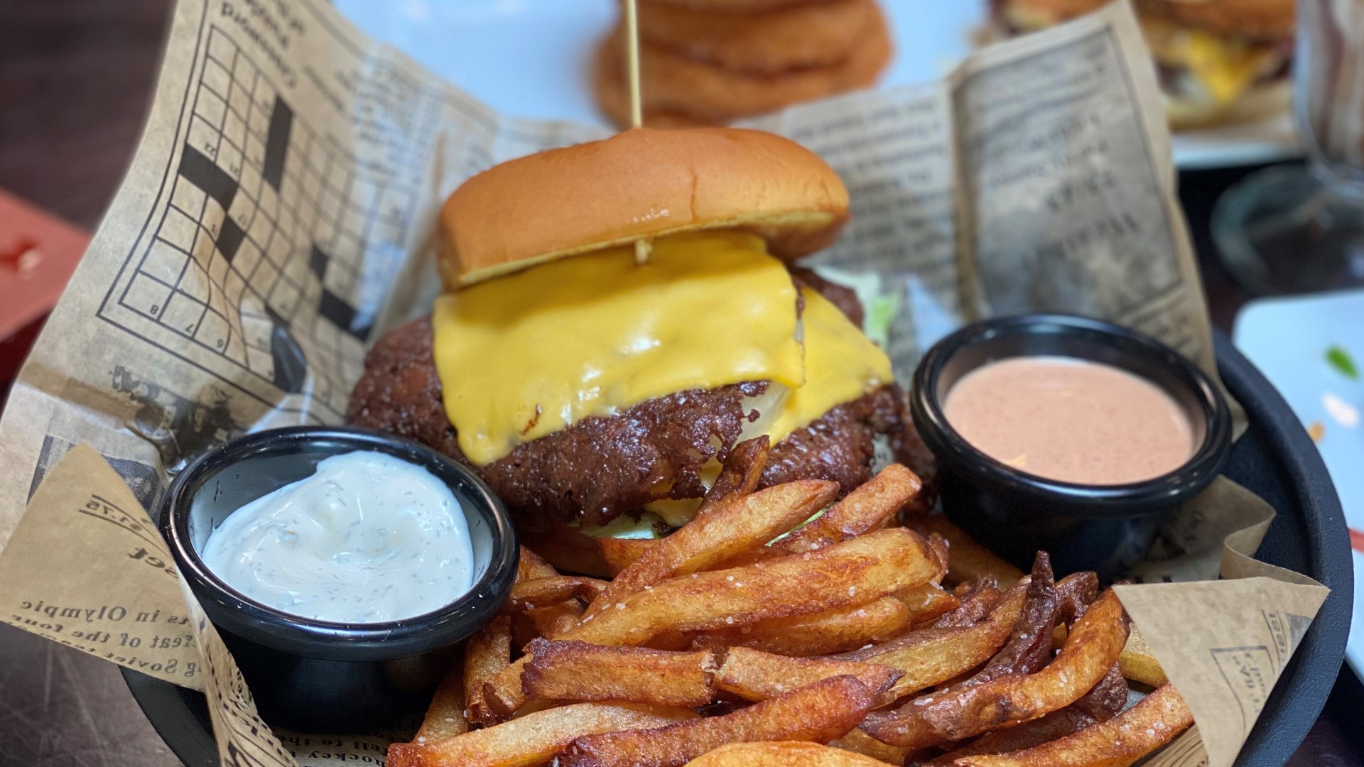 New eatery Shadowline Burgers & Brews features regional burger specialties from Chicago to California. #k5evening