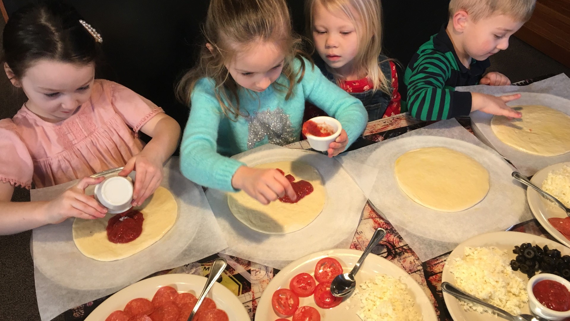 The Puyallup and Sumner pizzerias turn your children into chefs