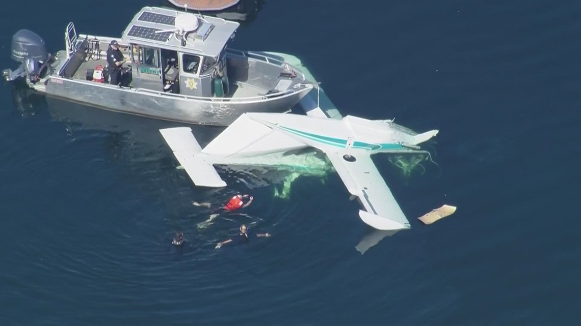 Seaplane crashes into Lake Sammamish, killing 1 and injuring 1