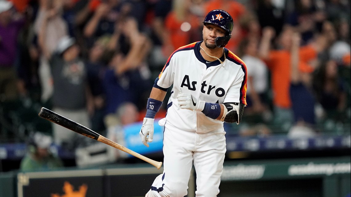 Yuli Gurriel walk-off 10th inning blast off launches Astros to 2-1