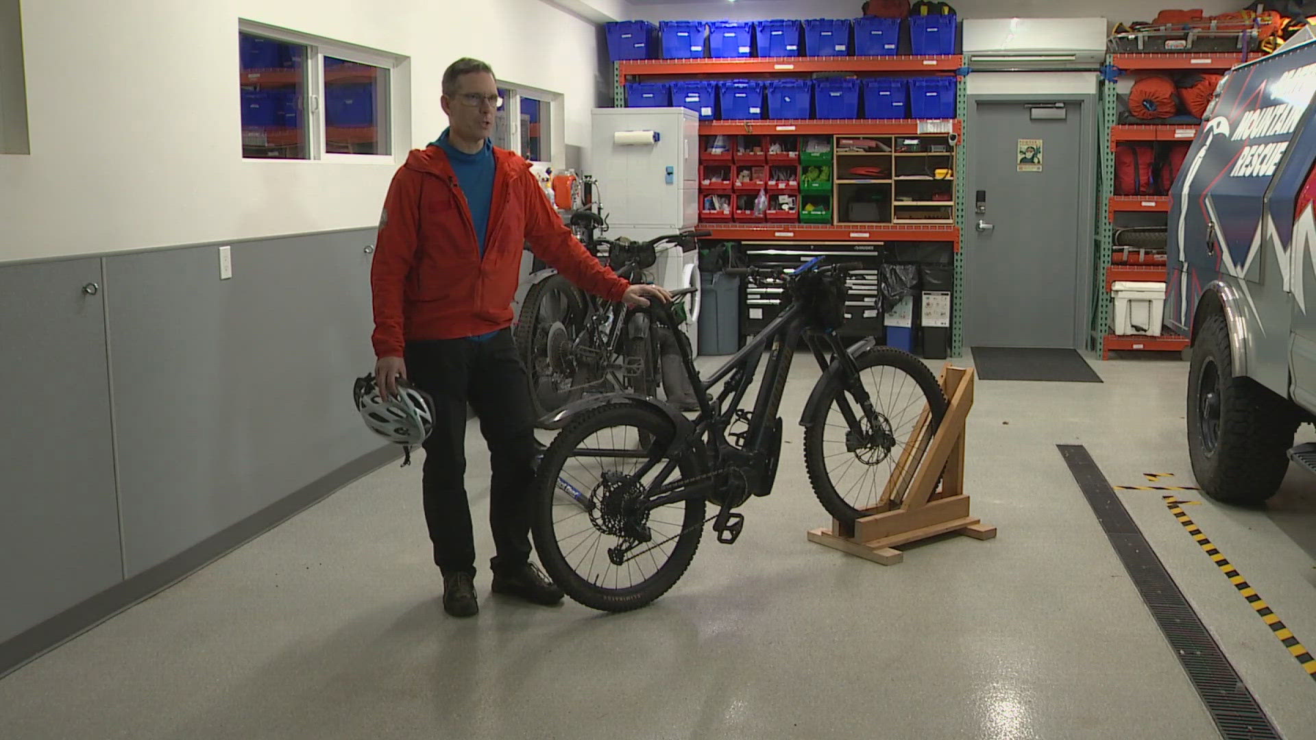 E-bike helps rescue hiker off Mailbox Peak | king5.com