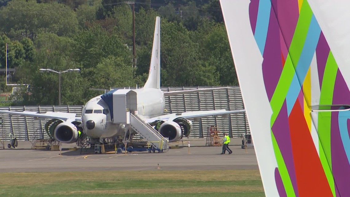 Boeing's Washington employees must wear masks, despite mandate being dropped elsewhere - Vimarsana News