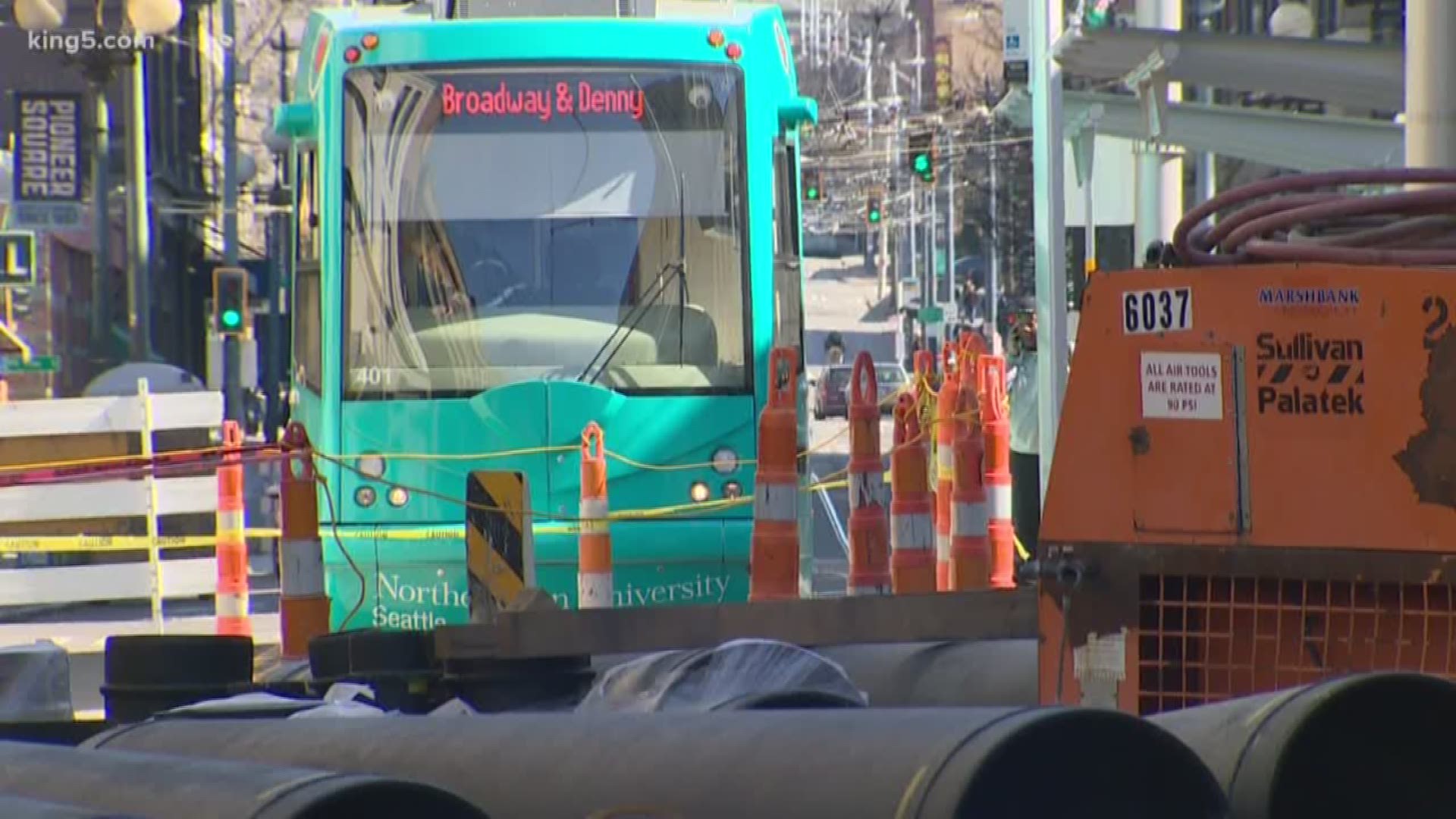 The Seattle Council approved spending $9 million for further design and planning on the controversial streetcar, which was put on hold after costs skyrocketed. KING 5's Chris Daniels reports.