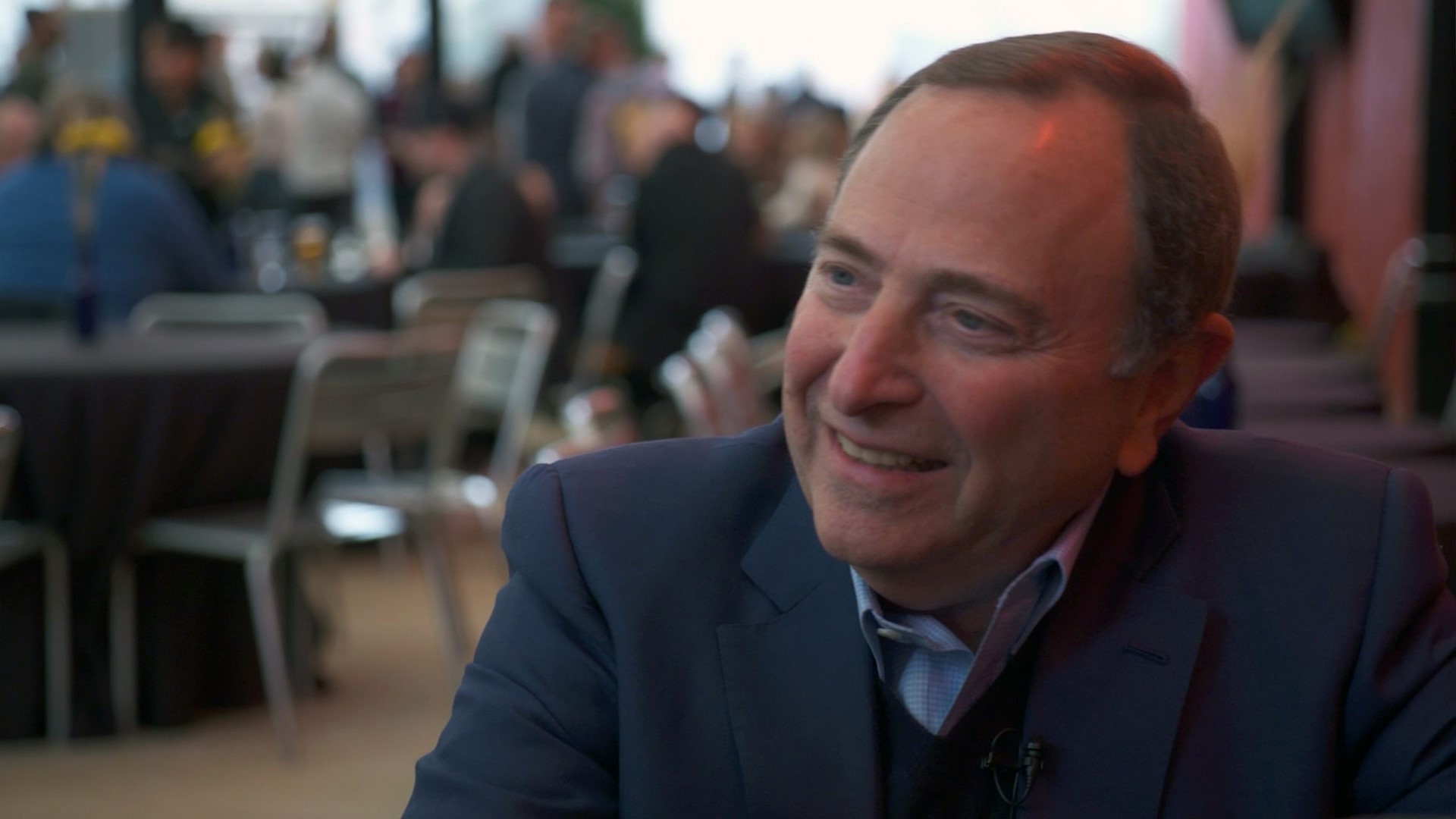 NHL Commissioner Gary Bettman shared a drink with KING 5's Chris Daniels about the future of pro hockey in Seattle, including Kraken rumors.