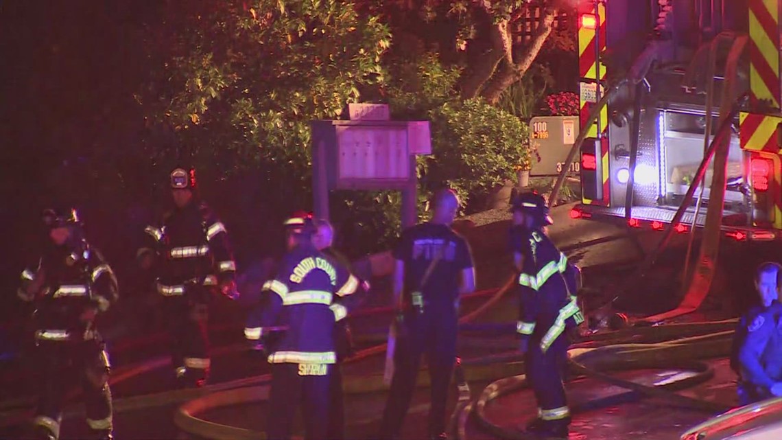 2 die in condo fire in Mountlake Terrace