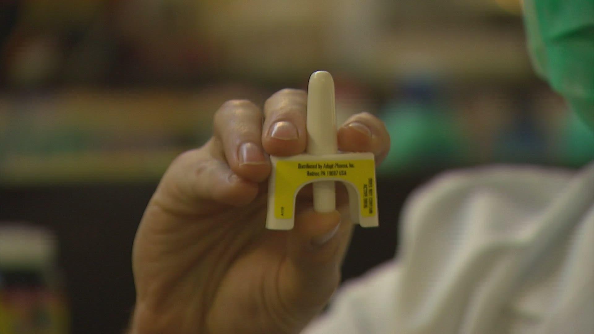 Doctors say readily available Narcan could be the boost Washington needs against the opioid epidemic.