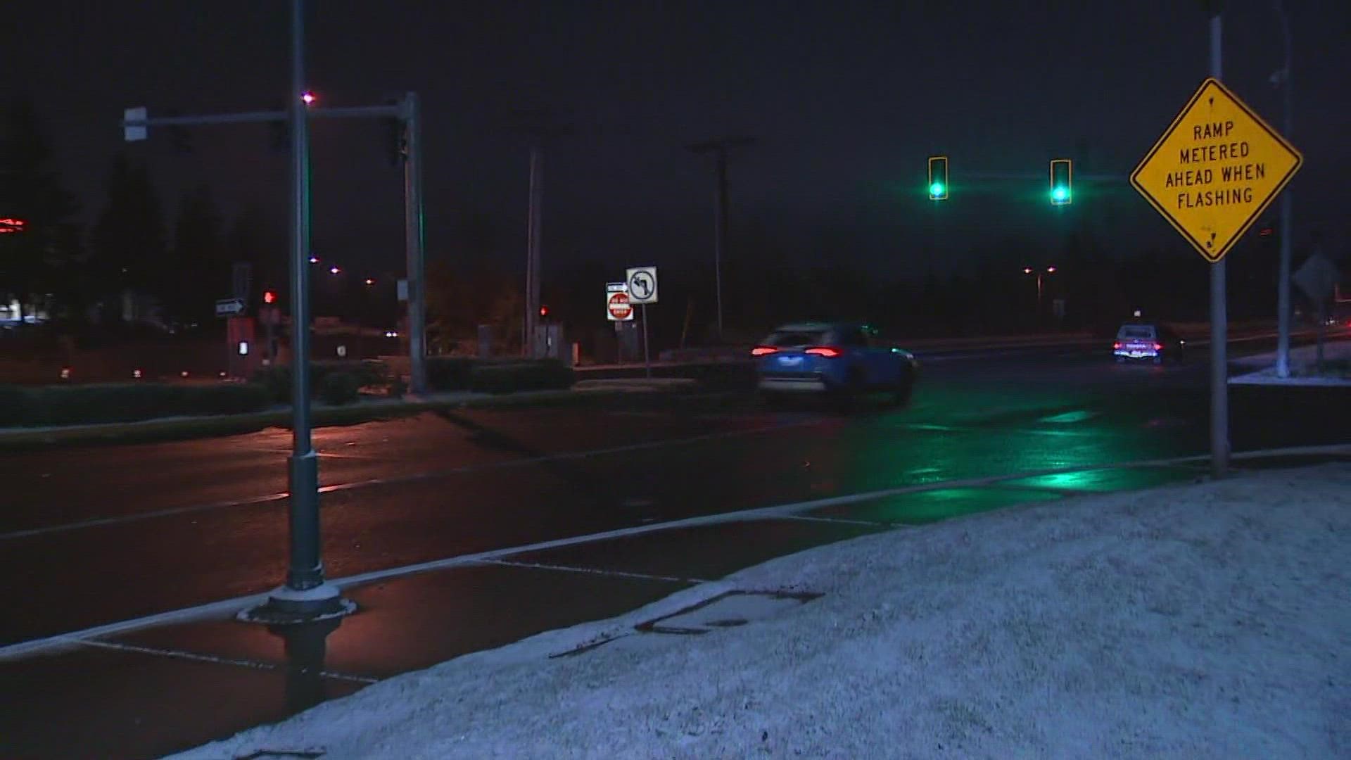 Multiple spinouts reported after overnight snow | king5.com