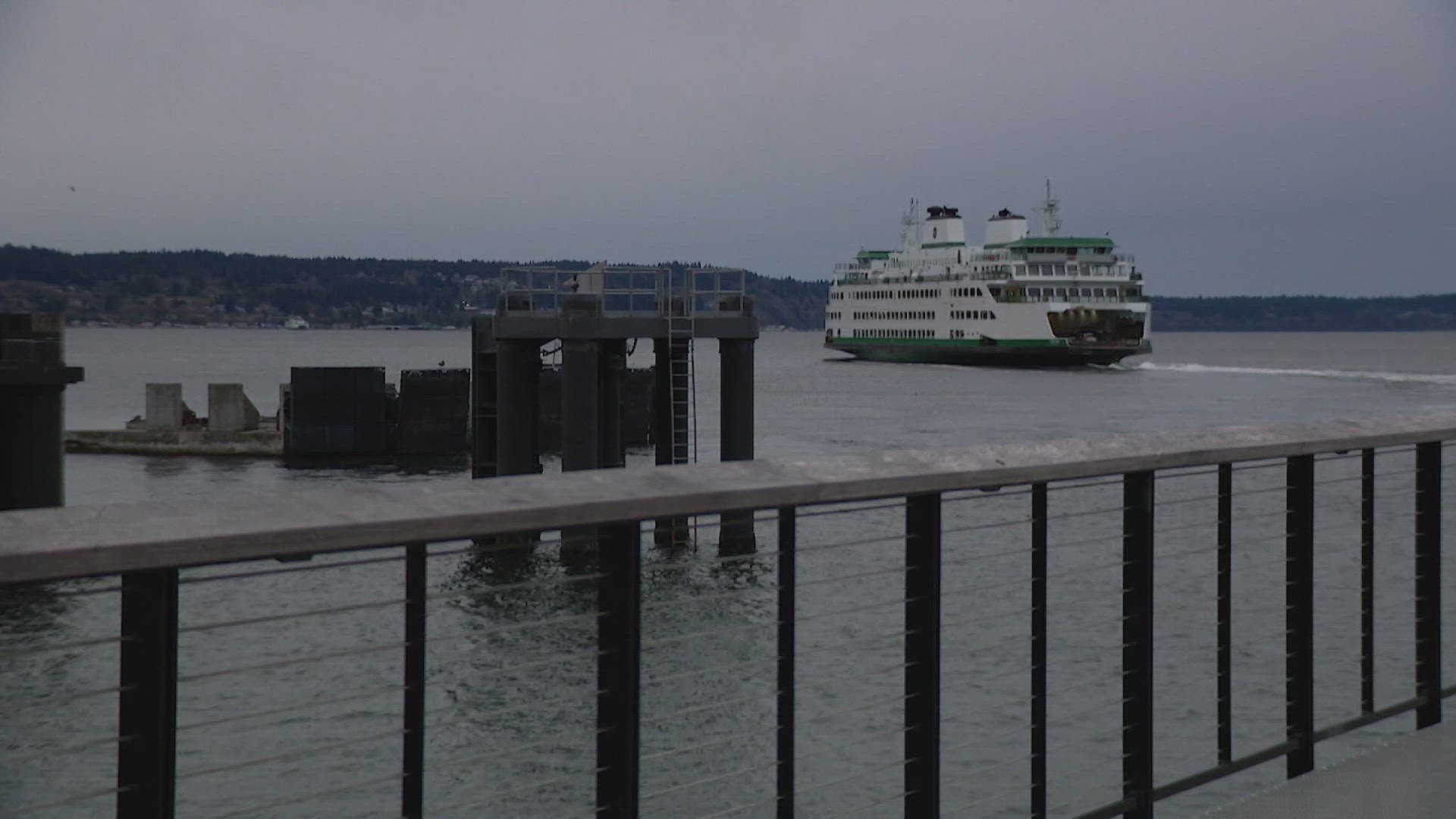 KING 5's Eric Wilkinson provides a weather update in Mukilteo on Nov. 19, 2024.