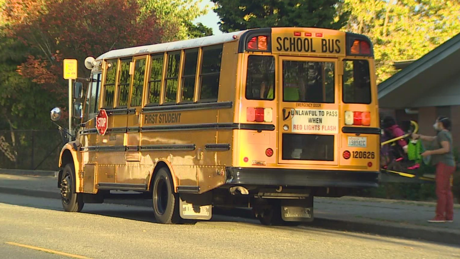 The nationwide bus driver shortage continues to impact families in the Seattle Public Schools district, with some bus routes facing up to two-hour delays.