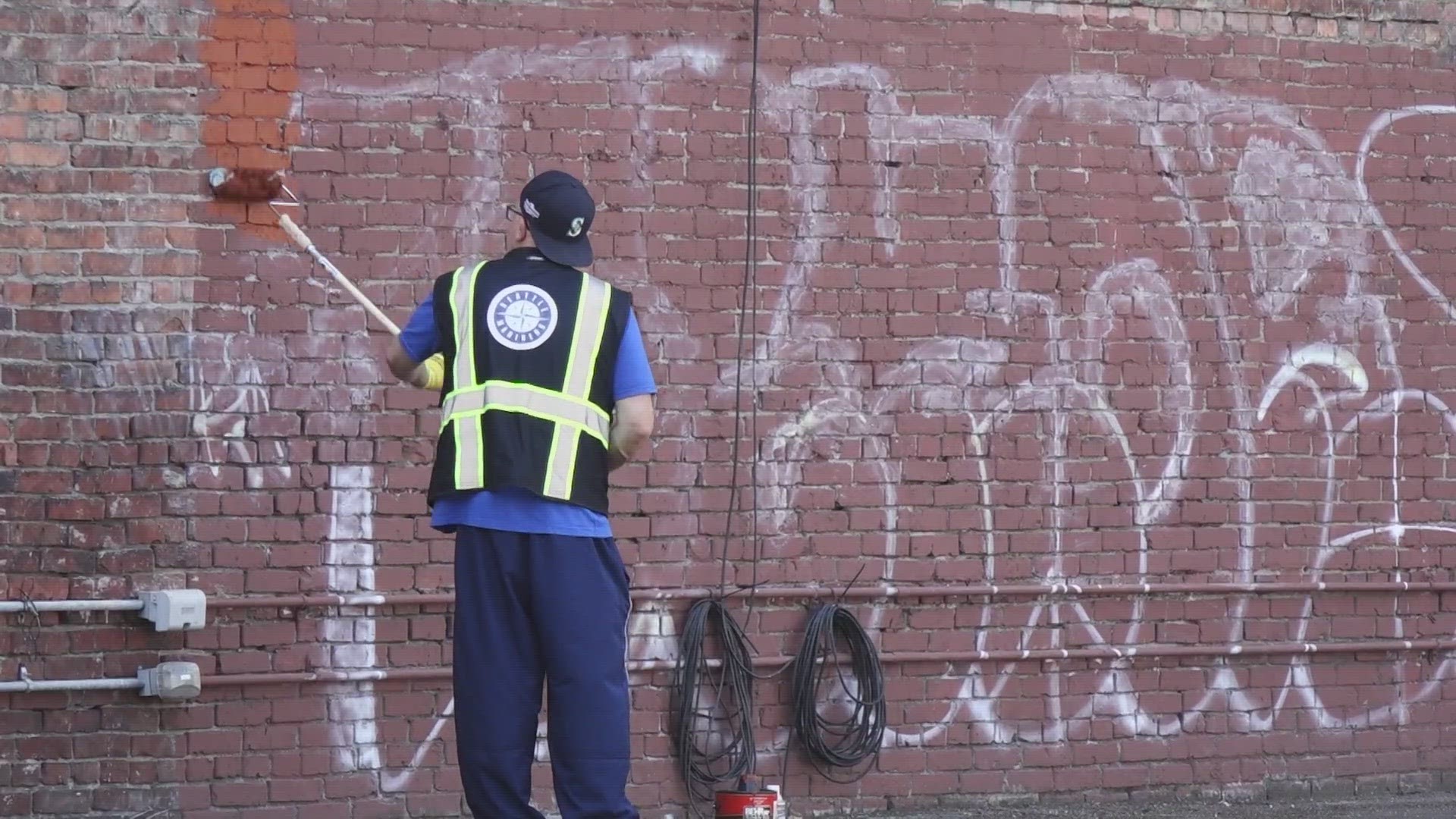 Volunteers are cleaning up high-traffic areas ahead of a busy month of July in Seattle.