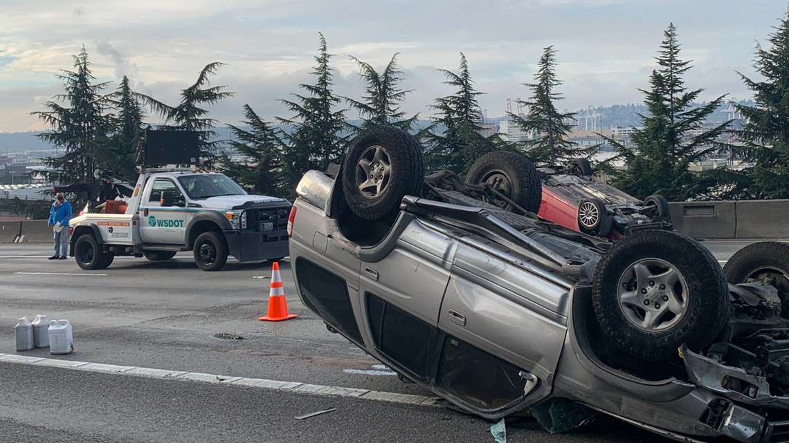 Big traffic backup on NB I-5 into Seattle after two-vehicle rollover - Vimarsana News