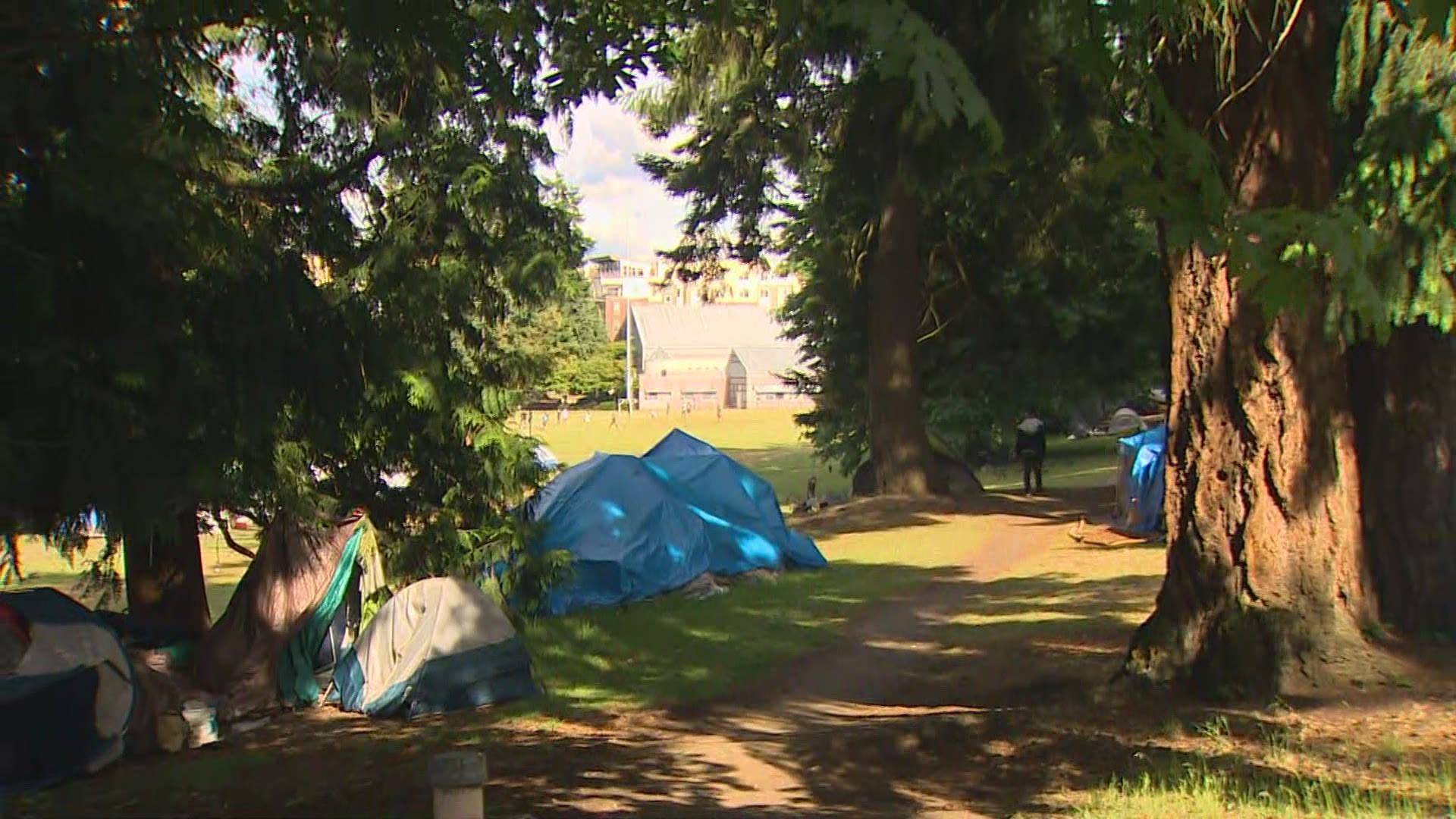 The homeless encampment near Broadview Thomson K-8 is drawing attention from more Seattle mayoral candidates who say the city needs to step in.