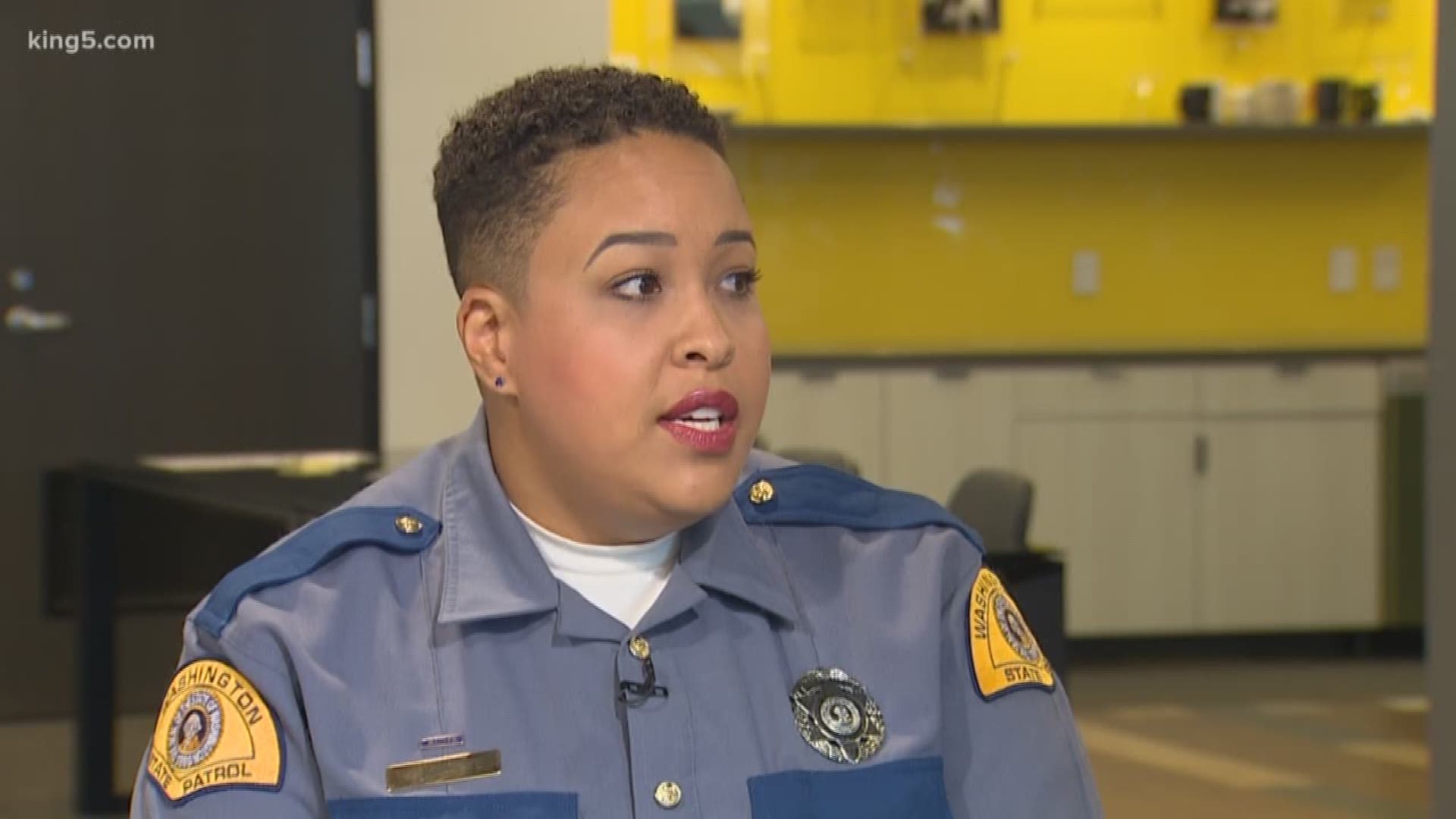 Washington State Trooper answers KING 5 viewer questions like when to pull over for emergency vehicles, license plate laws, and speed limit confusion.