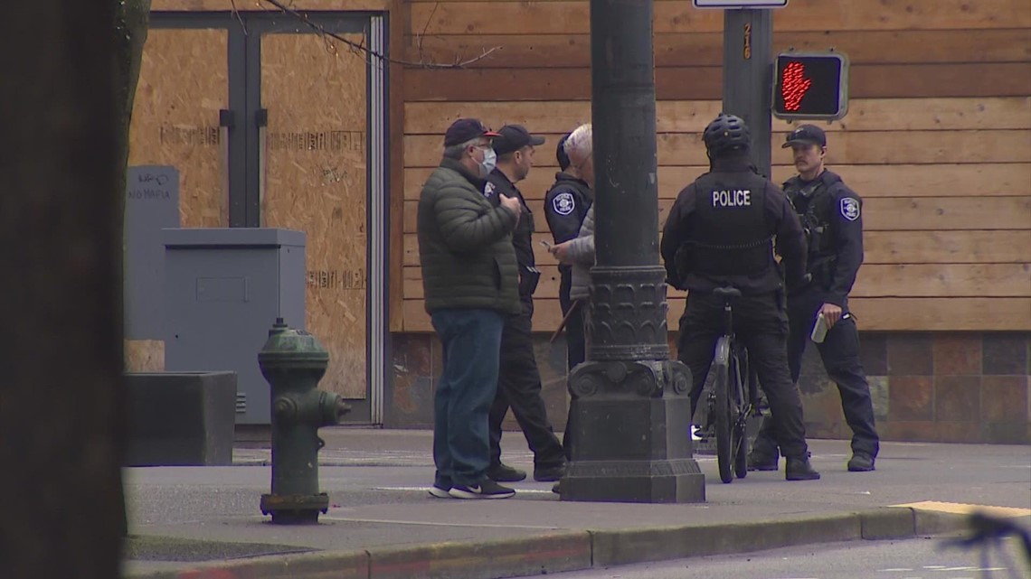 Pair of proposals in Seattle intended to reduce police staffing gap