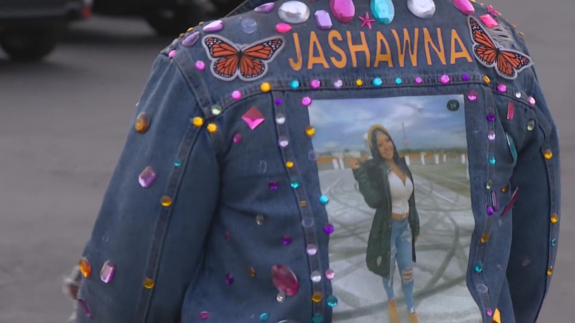 Family of teen killed at Southcenter Mall waiting for answers - Vimarsana News