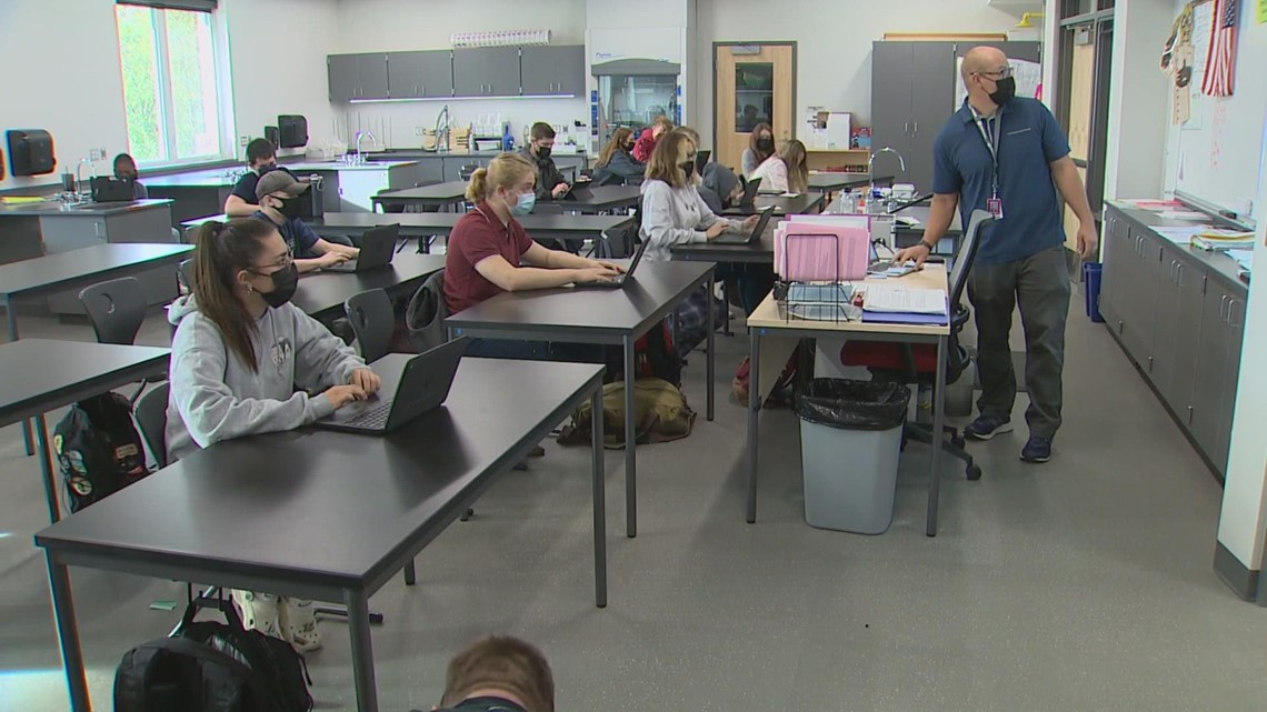 Stanwood School District uses technology to help students prepare for earthquakes