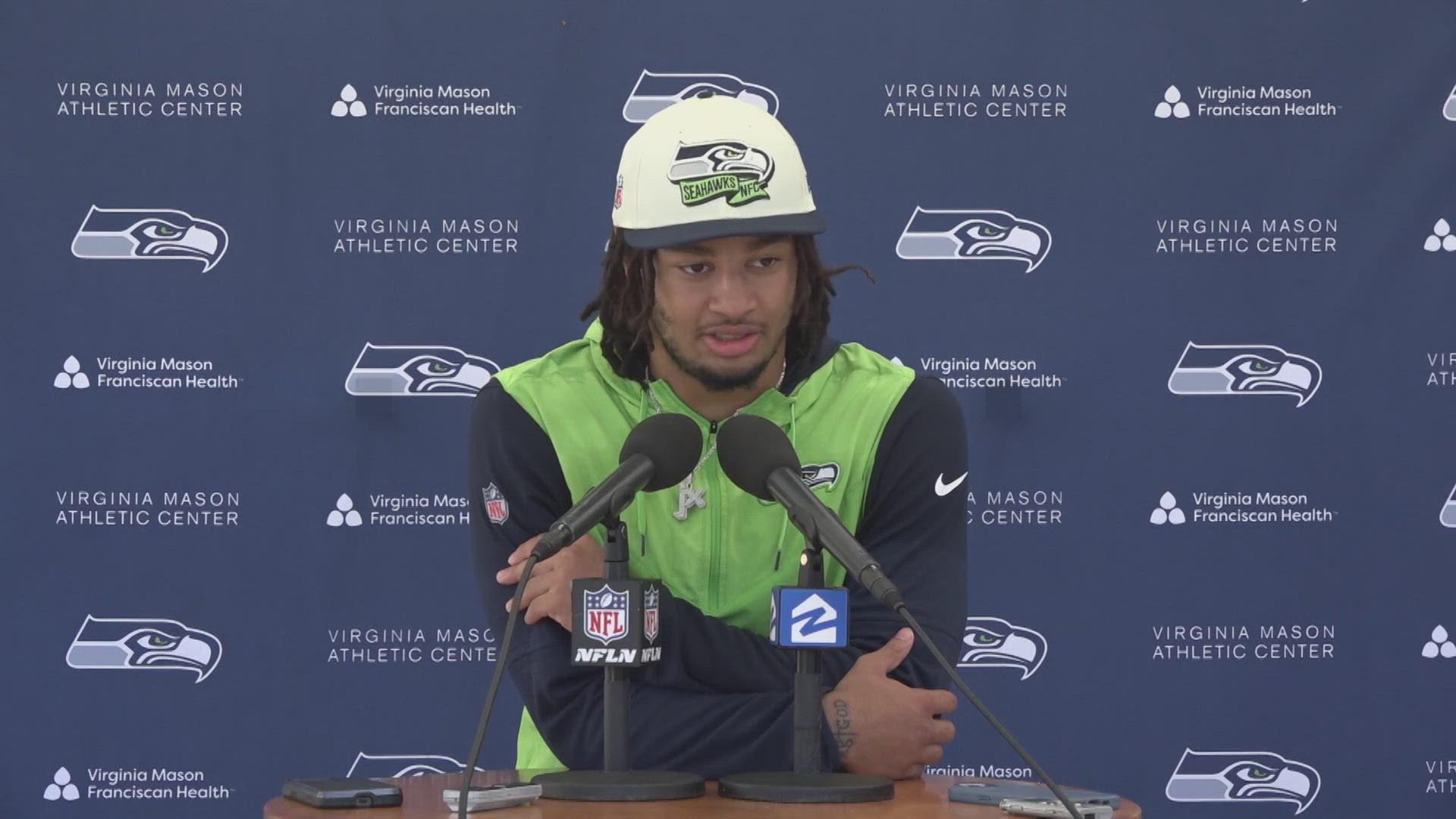 The mock game Friday will be a chance for the 12s to see the return of Bobby Wagner plus check out the newest Seahawks like rookie Jaxon Smith-Njigba.