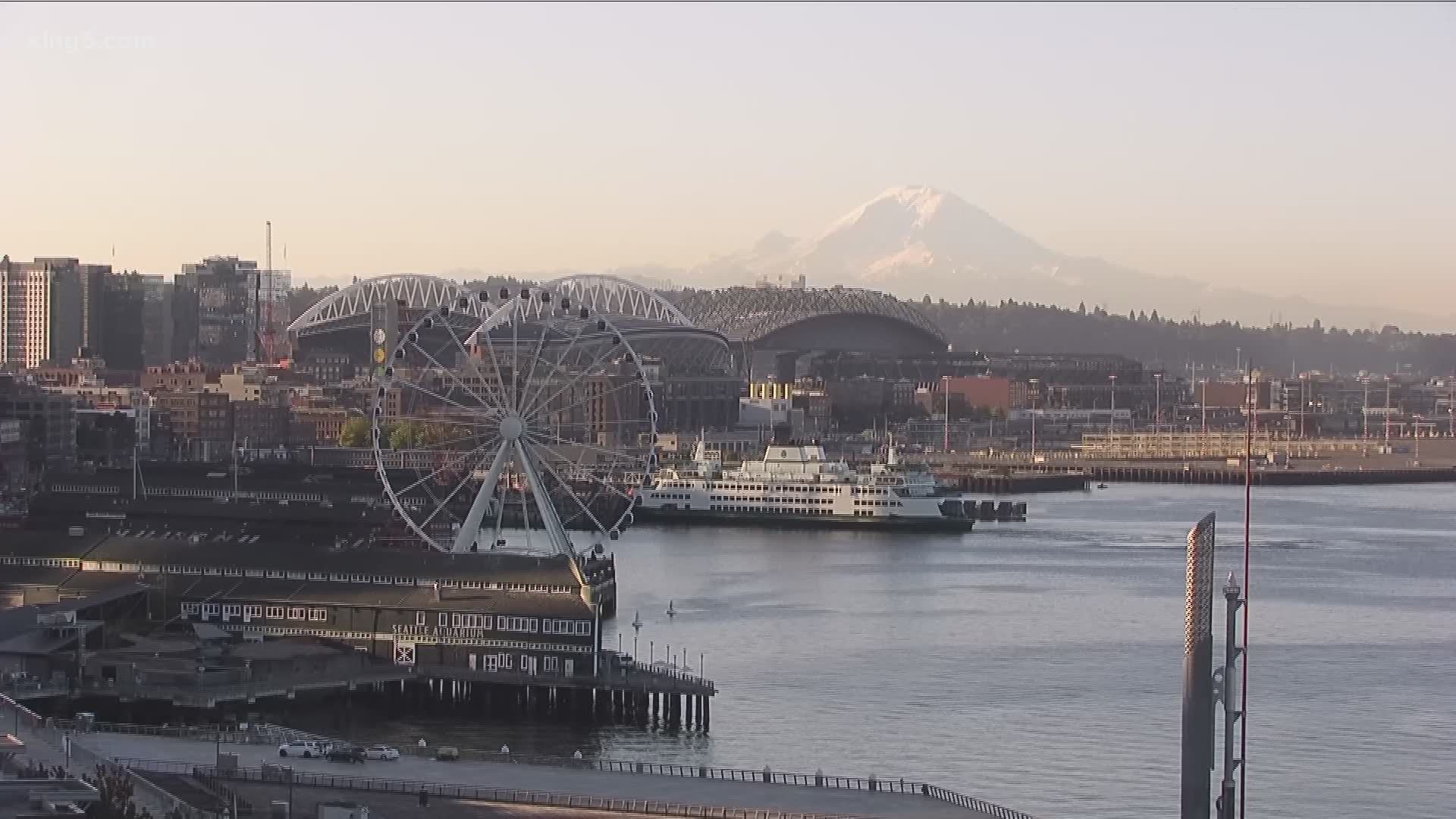 Seattle’s Waterfront Park is closed after engineers found Pier 58 had shifted “several inches,” creating a visible gap between the pier and the land.