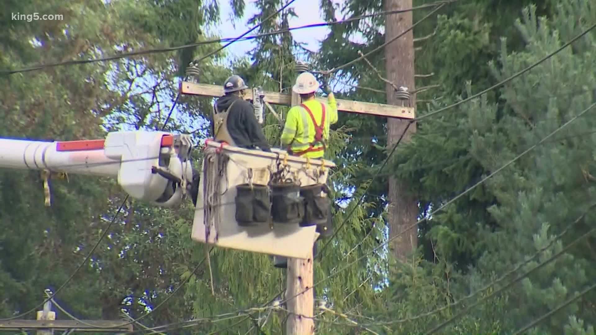 Some have been without electricity for four days, after strong winds in the region this week.